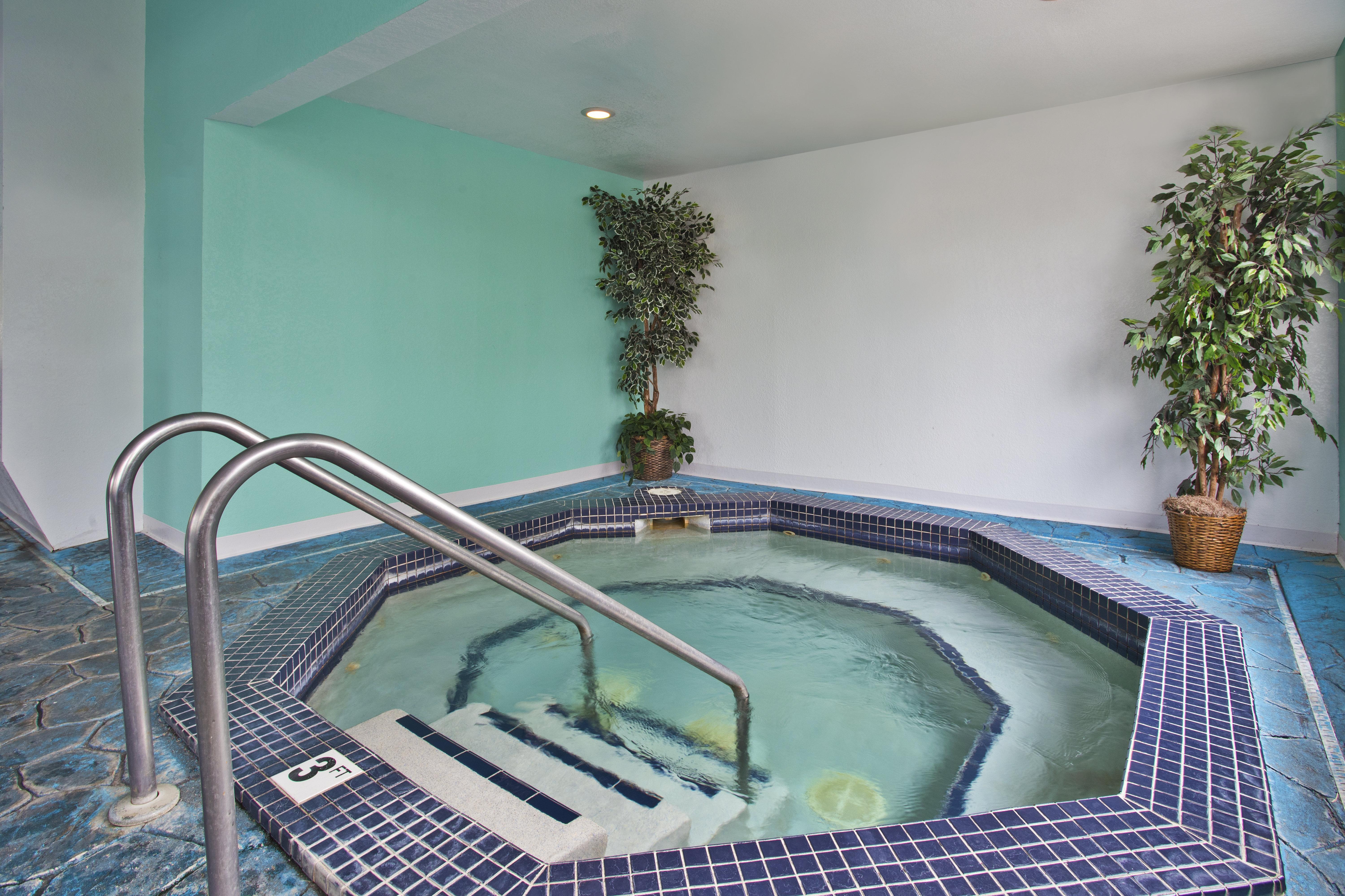 Holiday Inn Express Mackinaw City By Ihg Ngoại thất bức ảnh