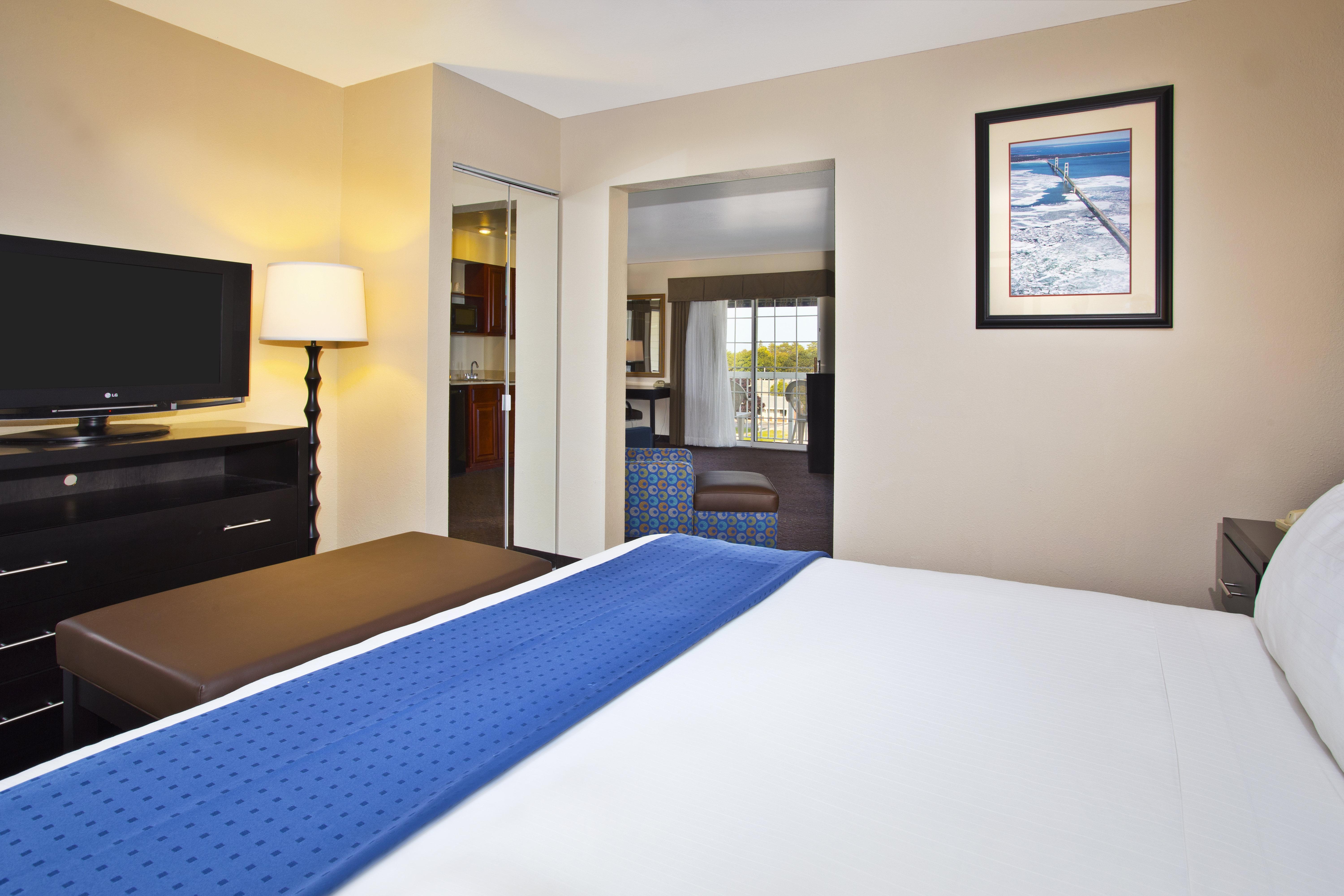 Holiday Inn Express Mackinaw City By Ihg Ngoại thất bức ảnh