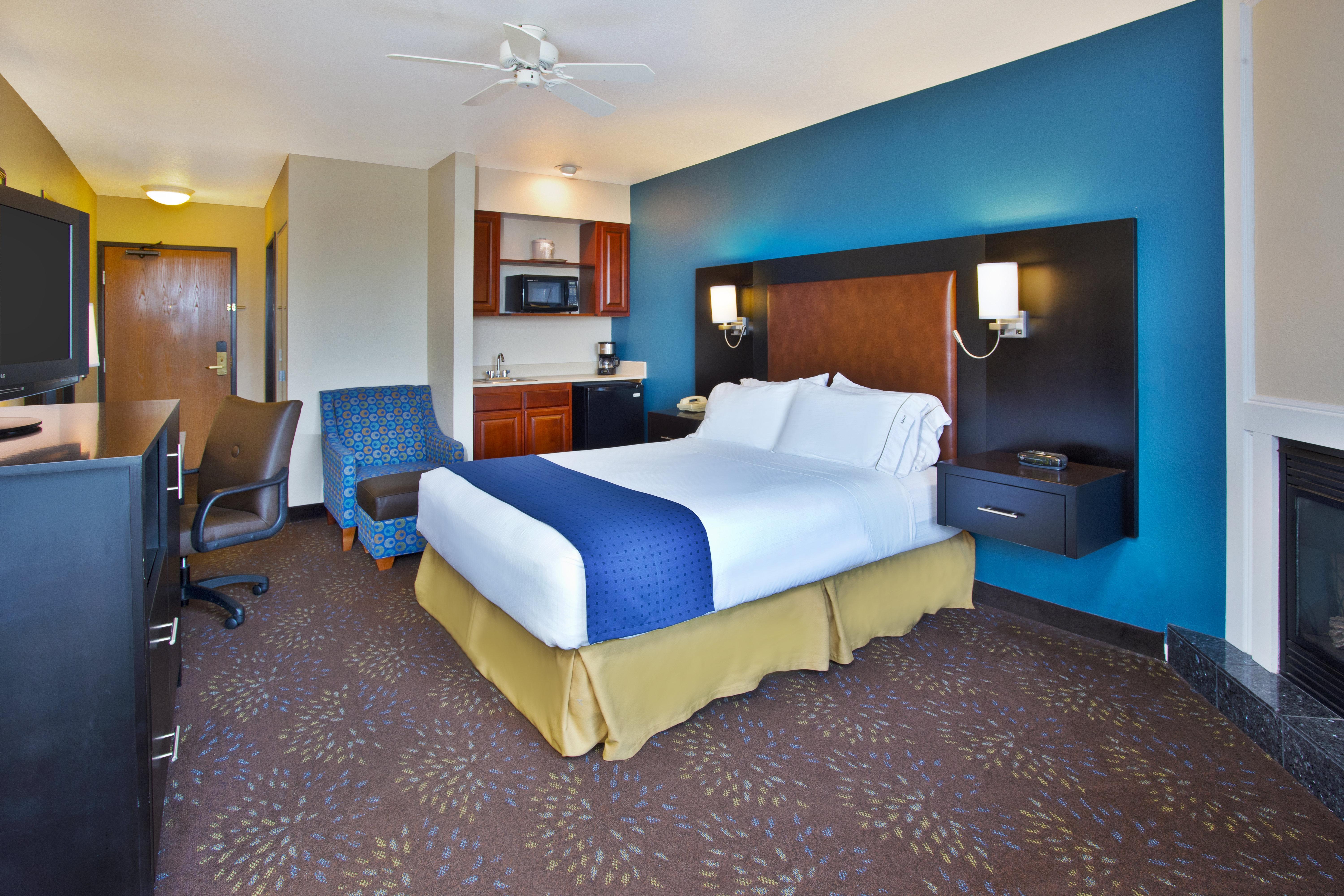 Holiday Inn Express Mackinaw City By Ihg Ngoại thất bức ảnh